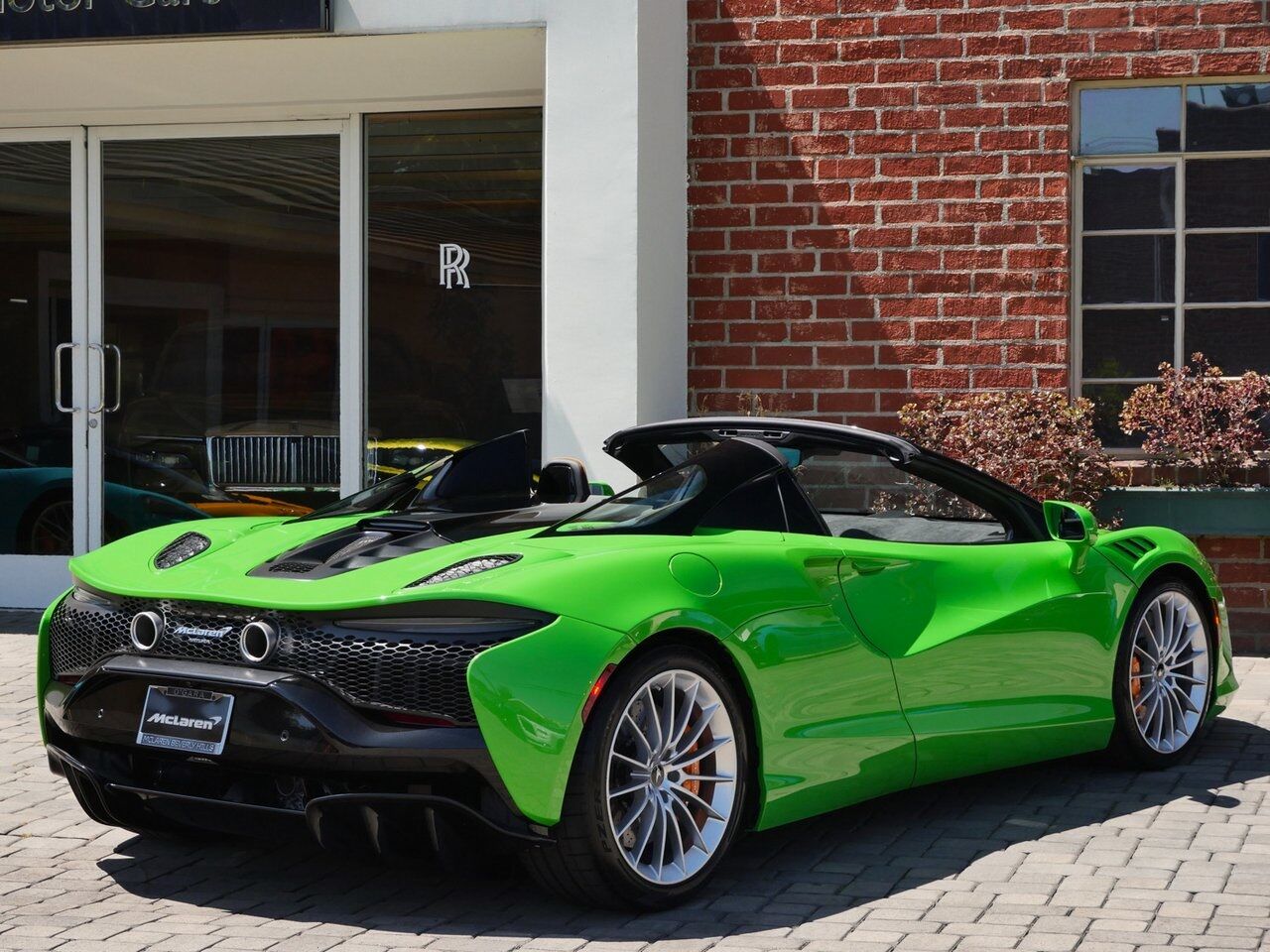 2025 McLaren Artura Performance Lawrence KS
