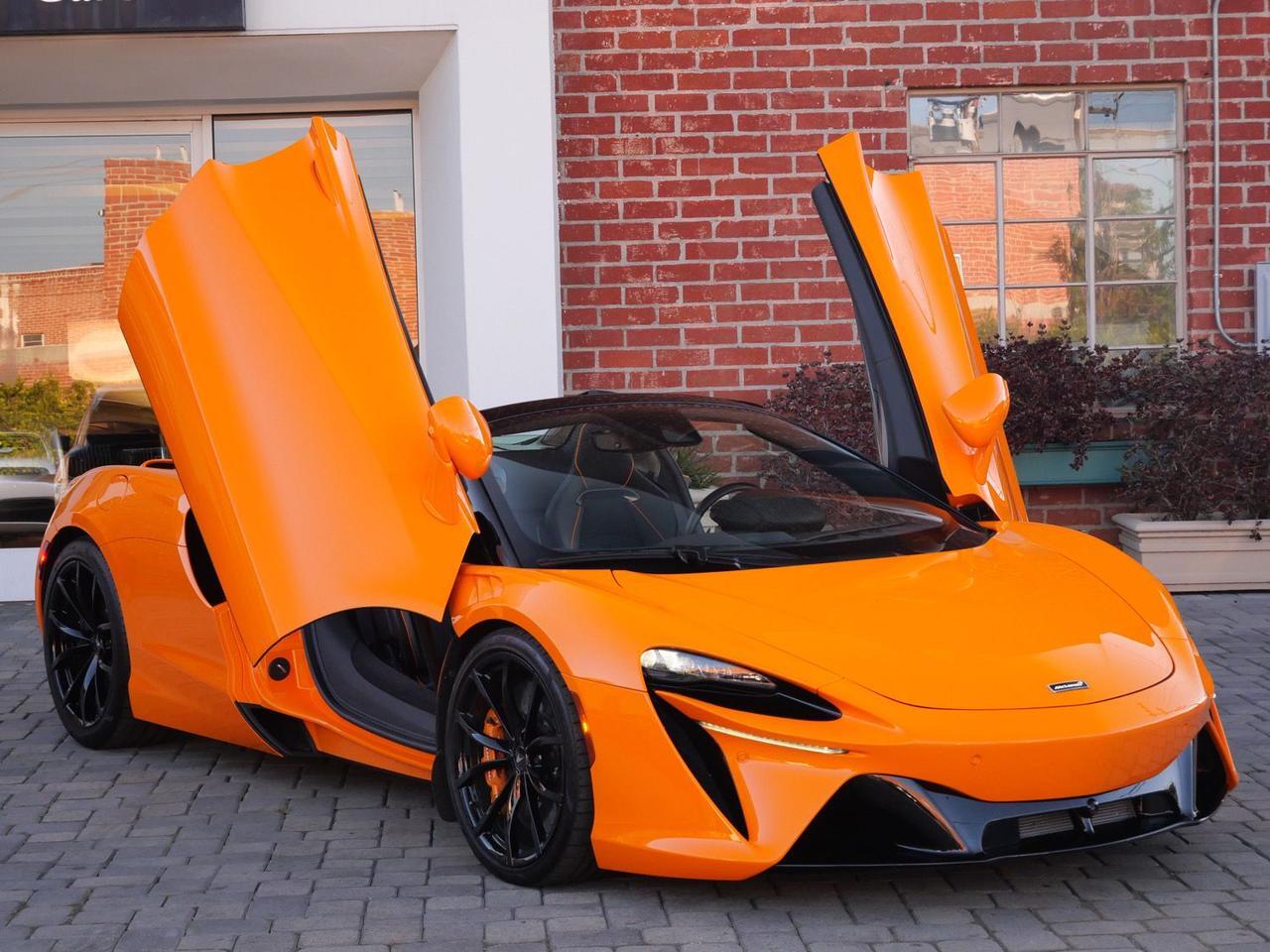 2025 McLaren Artura Spider TechLux TechLux Lawrence KS