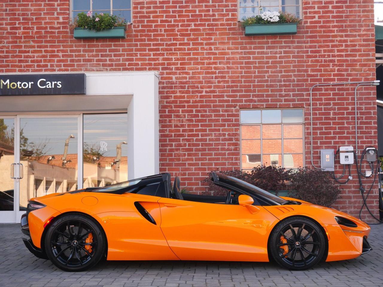 2025 McLaren Artura Spider TechLux TechLux