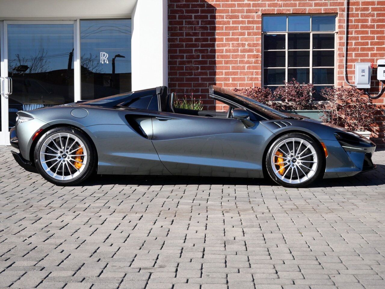 2025 McLaren Artura TechLux Lawrence KS