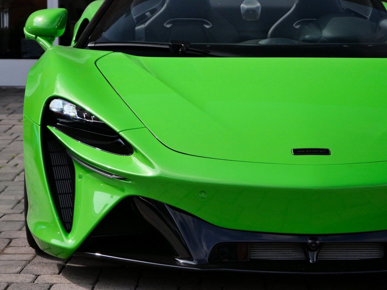 2025 McLaren Artura TechLux Lawrence KS