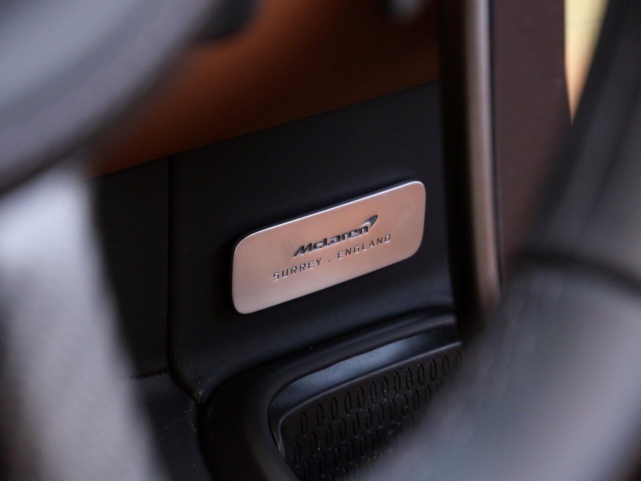 2025 McLaren Artura TechLux Lawrence KS