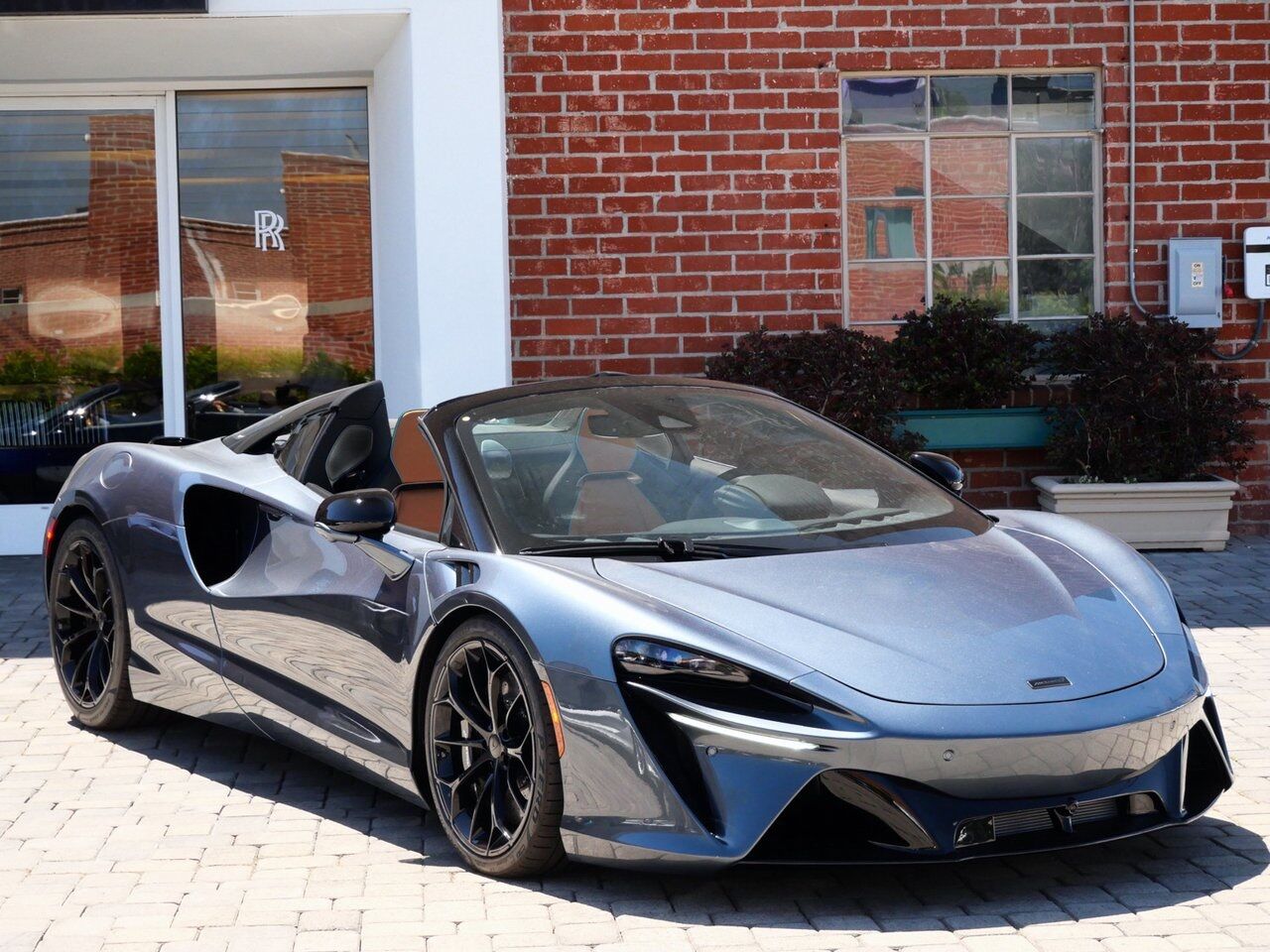 2025 McLaren Artura TechLux