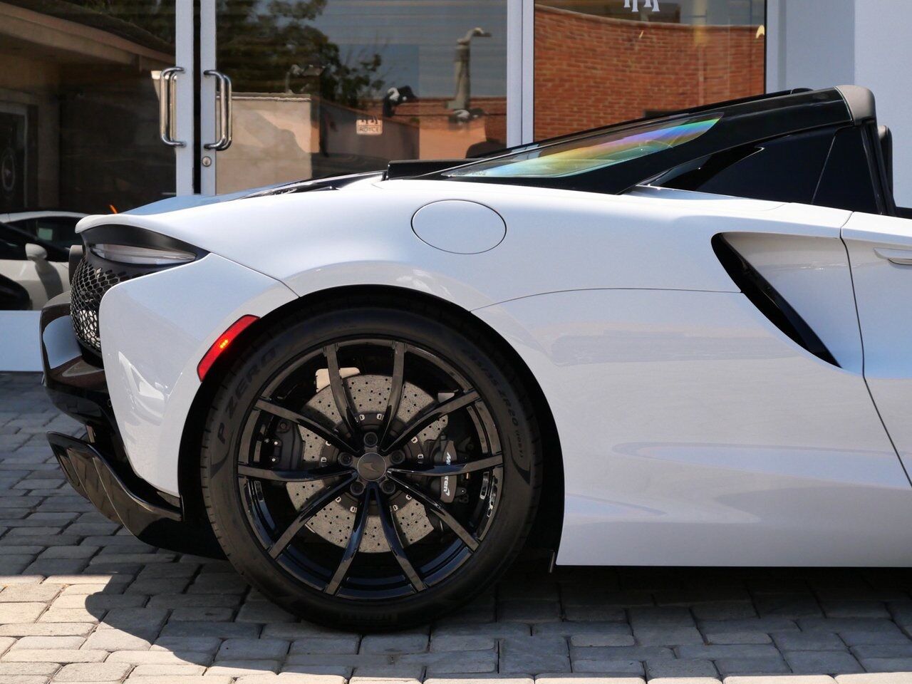 2025 McLaren Artura TechLux Lawrence KS