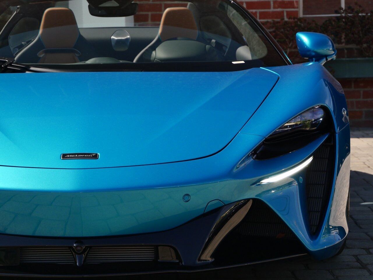 2025 McLaren Artura TechLux Lawrence KS