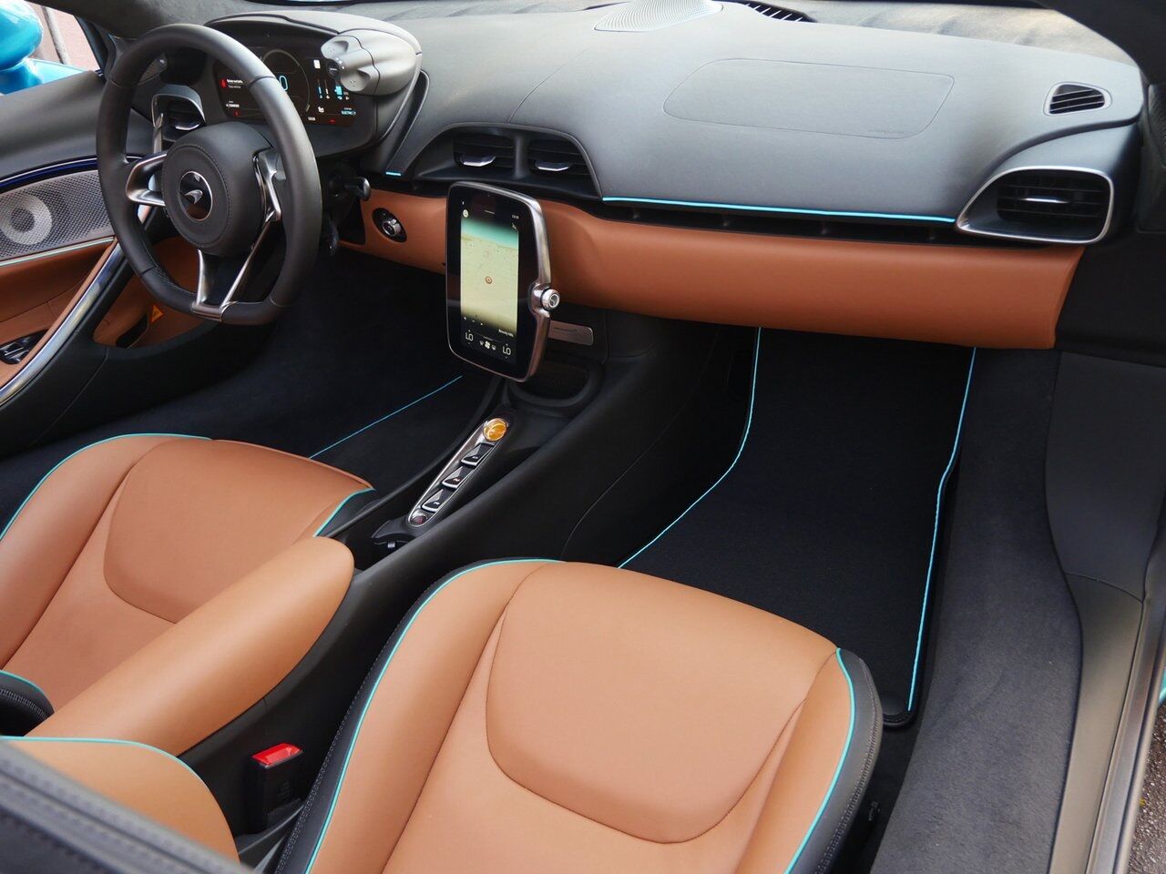 2025 McLaren Artura TechLux Lawrence KS