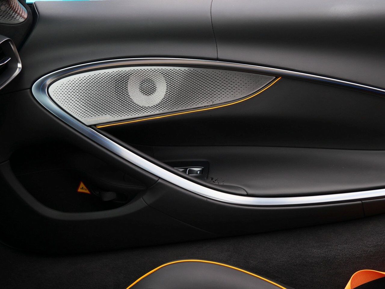 2025 McLaren Artura TechLux Lawrence KS