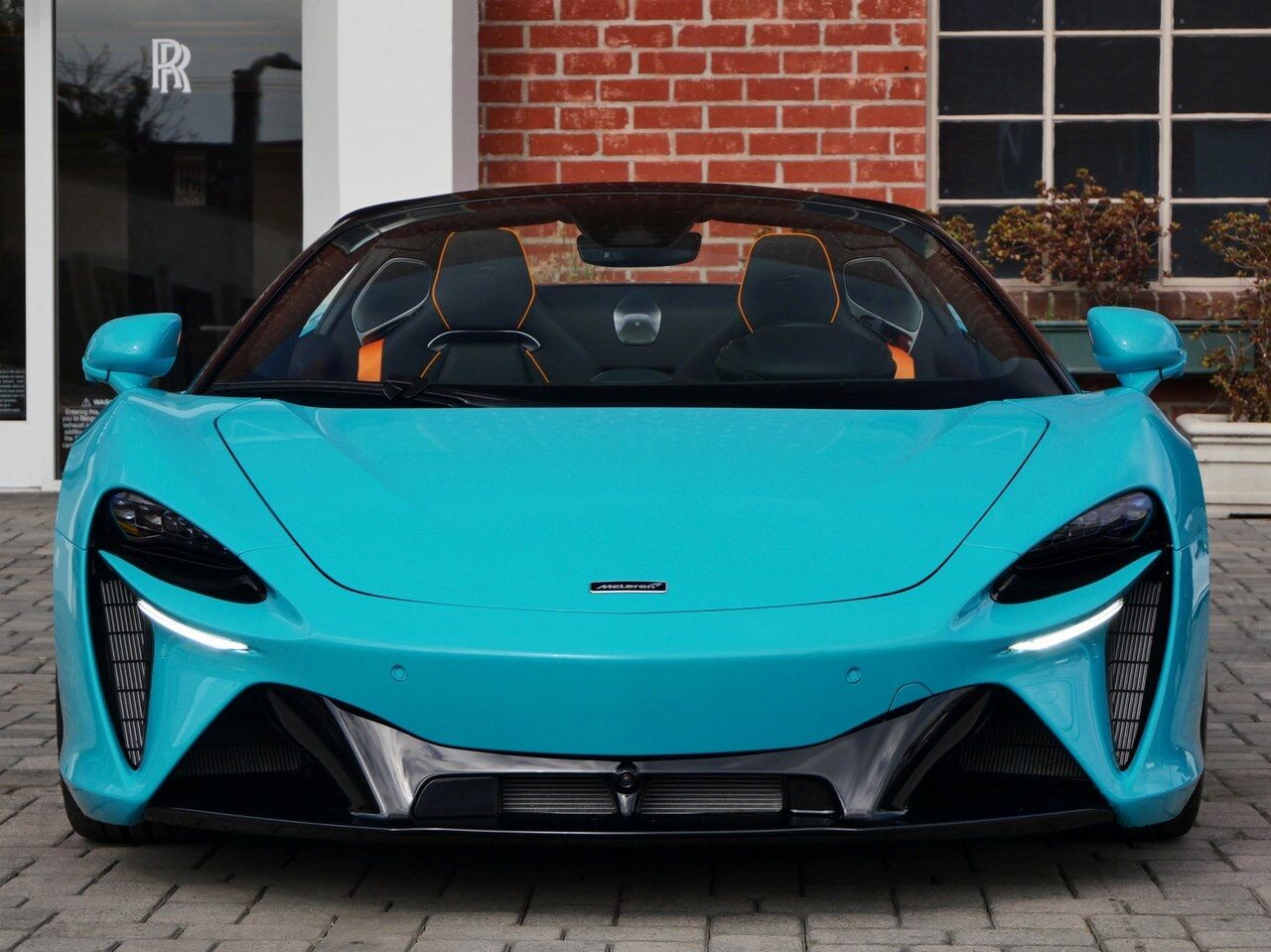 2025 McLaren Artura TechLux Lawrence KS