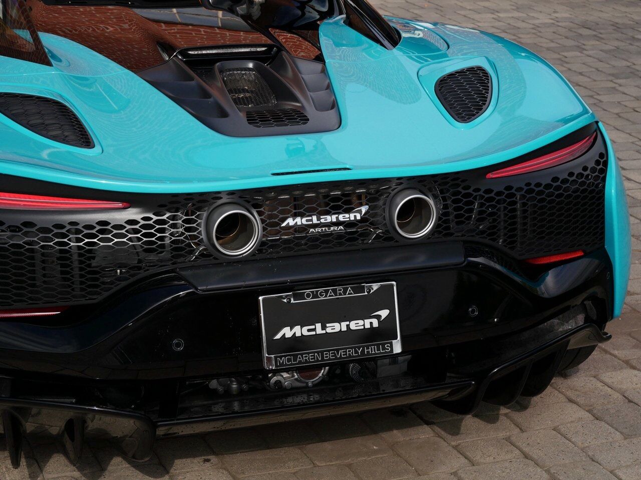 2025 McLaren Artura TechLux Lawrence KS