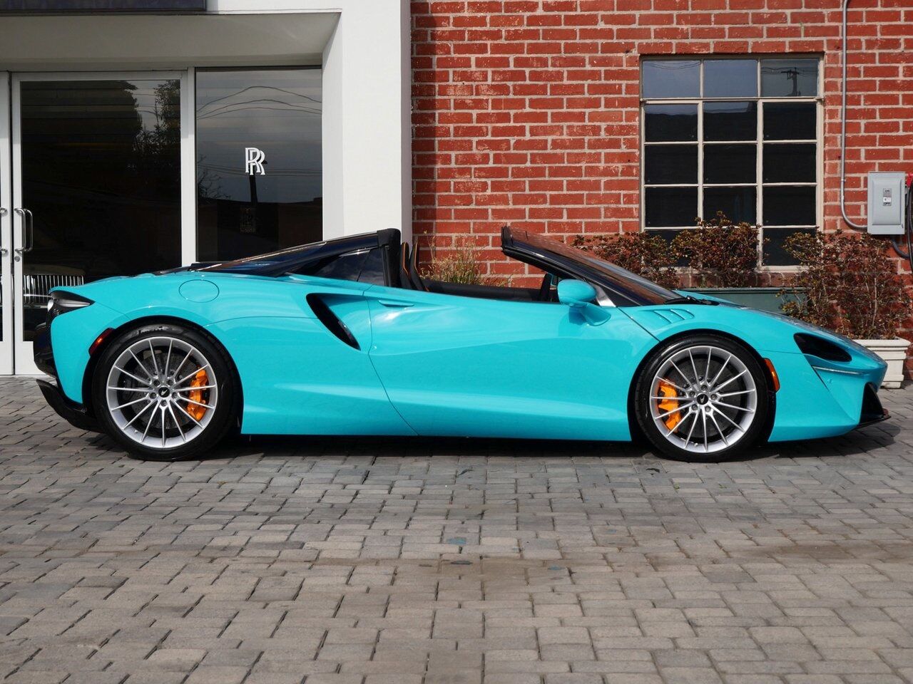 2025 McLaren Artura TechLux Lawrence KS