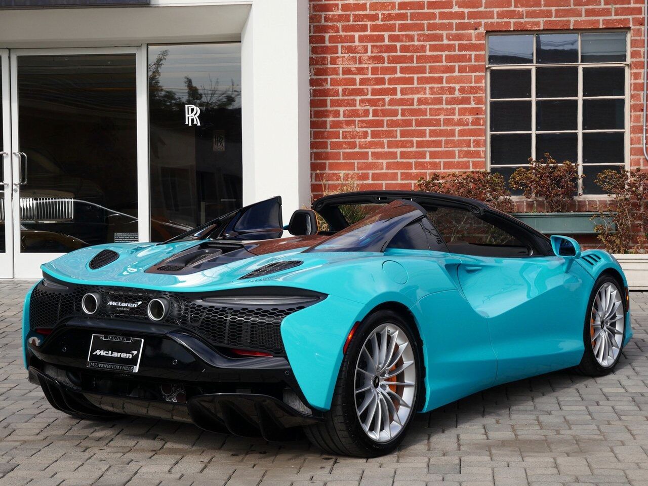 2025 McLaren Artura TechLux Lawrence KS