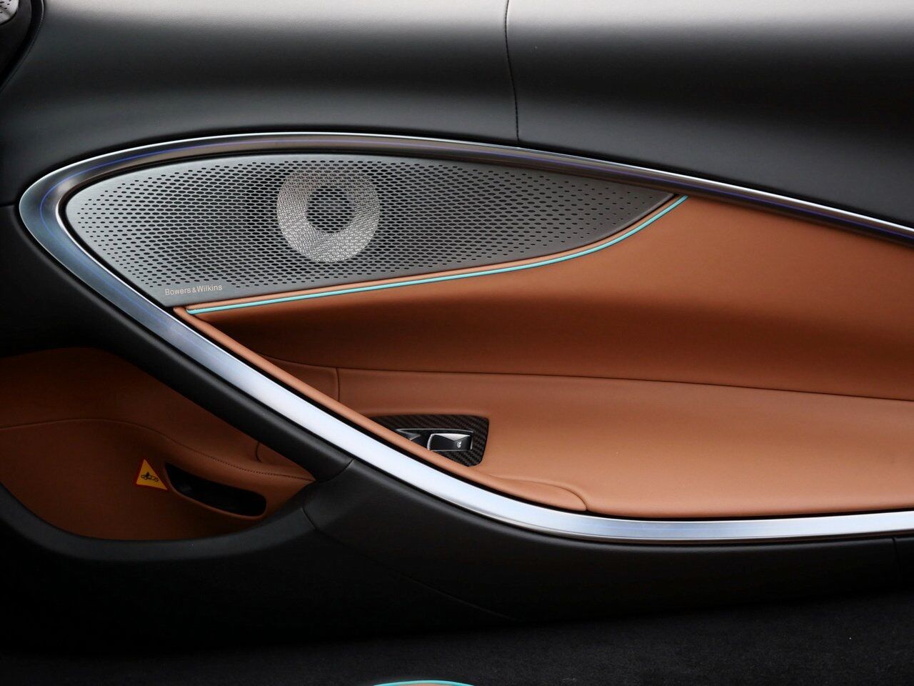 2025 McLaren Artura TechLux Lawrence KS