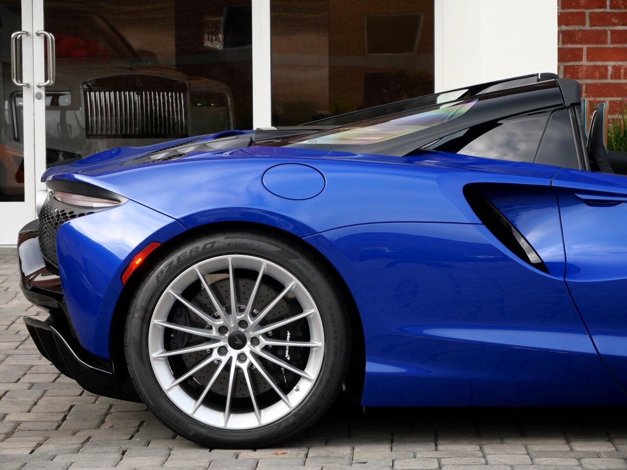 2025 McLaren Artura TechLux Lawrence KS