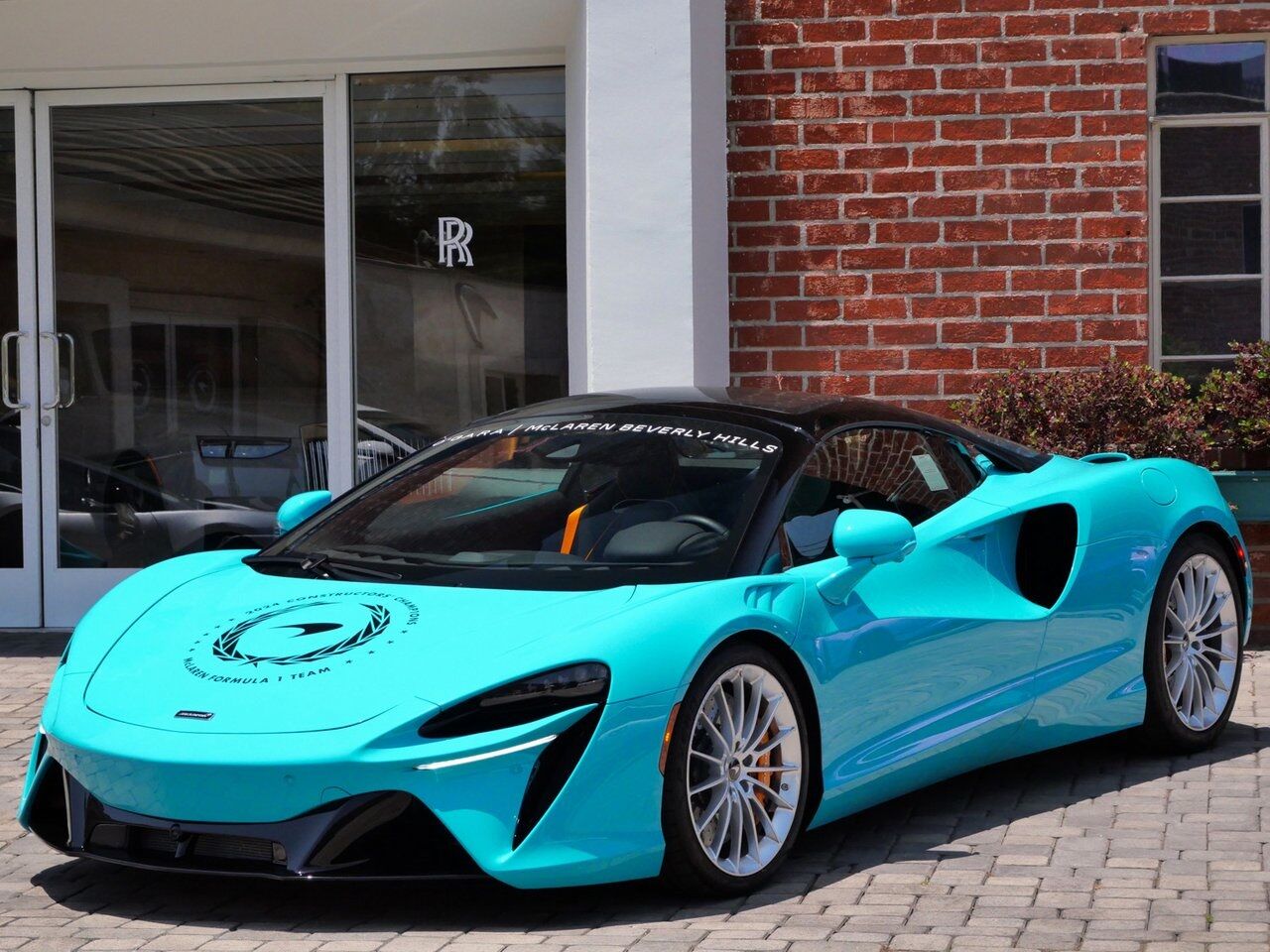 2025 McLaren Artura TechLux Lawrence KS
