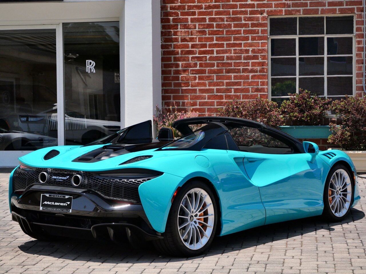 2025 McLaren Artura TechLux Lawrence KS
