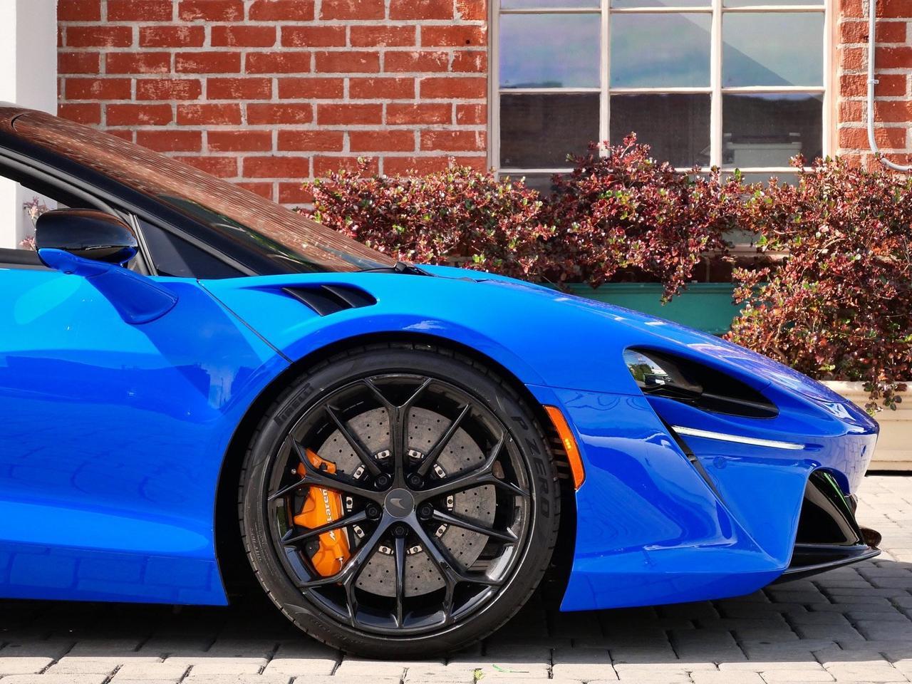 2025 McLaren Artura TechLux TechLux Lawrence KS