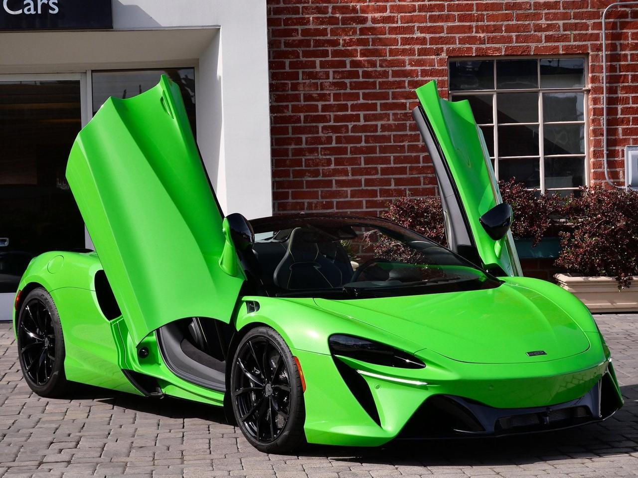 2025 McLaren Artura TechLux TechLux Lawrence KS