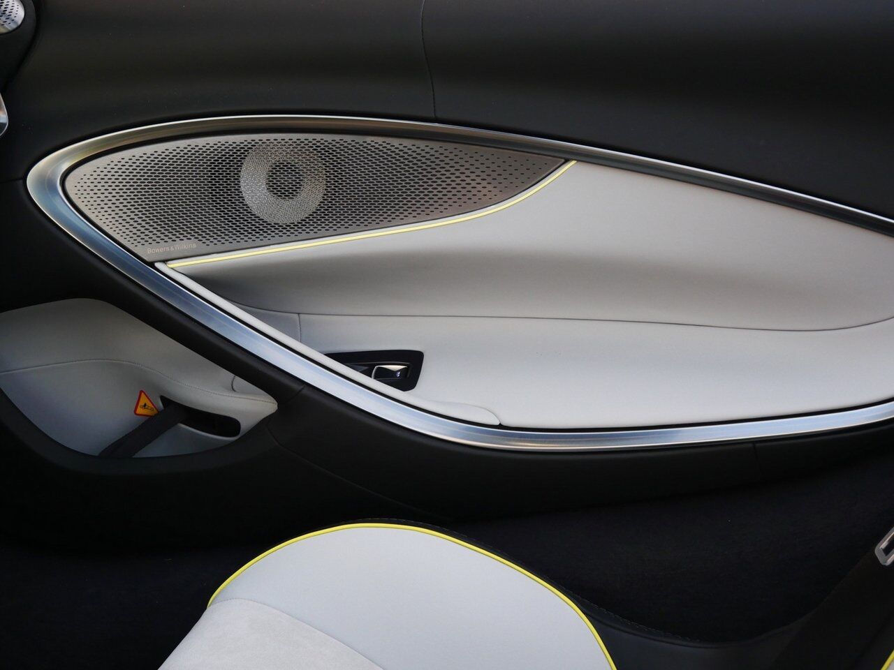 2025 McLaren Artura Vision Lawrence KS