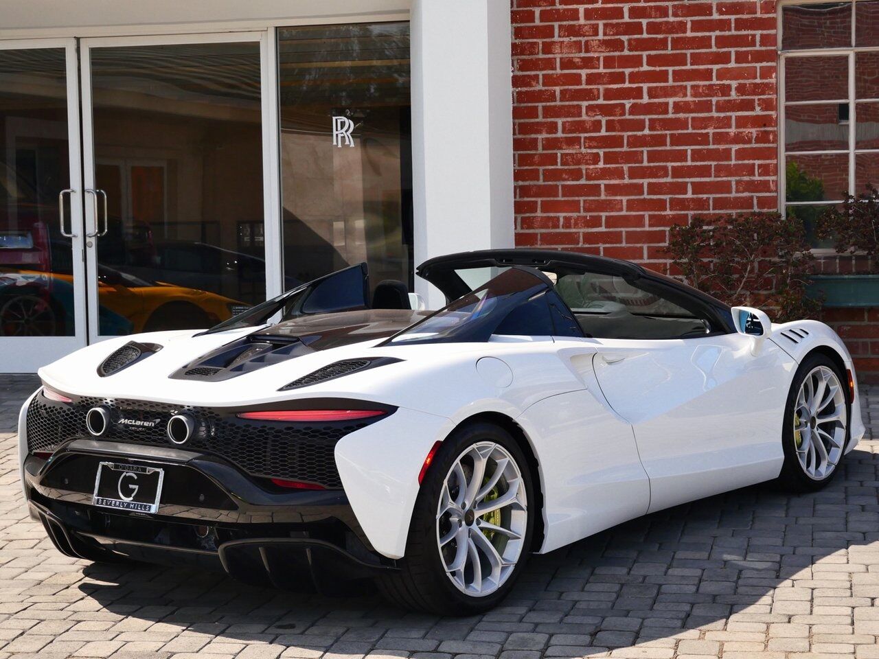 2025 McLaren Artura Vision Lawrence KS