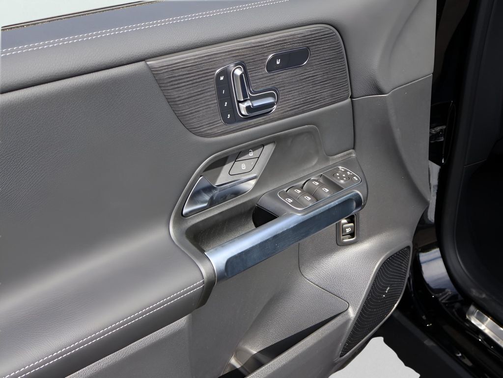 2025 Mercedes-Benz EQB 350 San Clemente CA