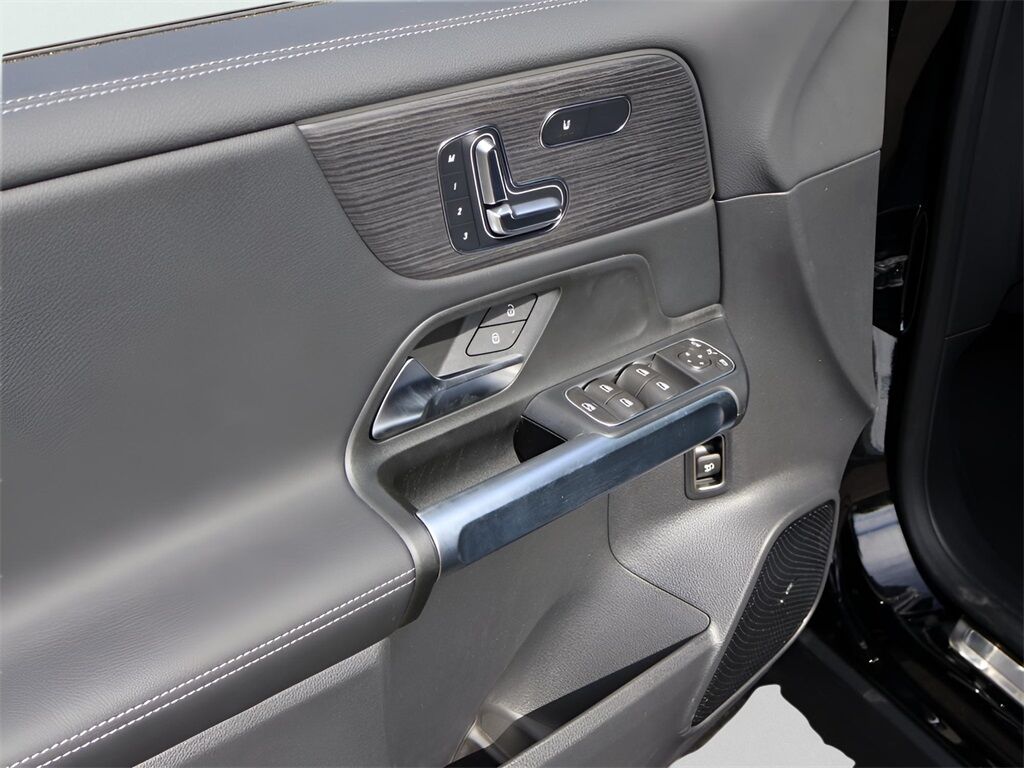 2025 Mercedes-Benz EQB 350 San Clemente CA