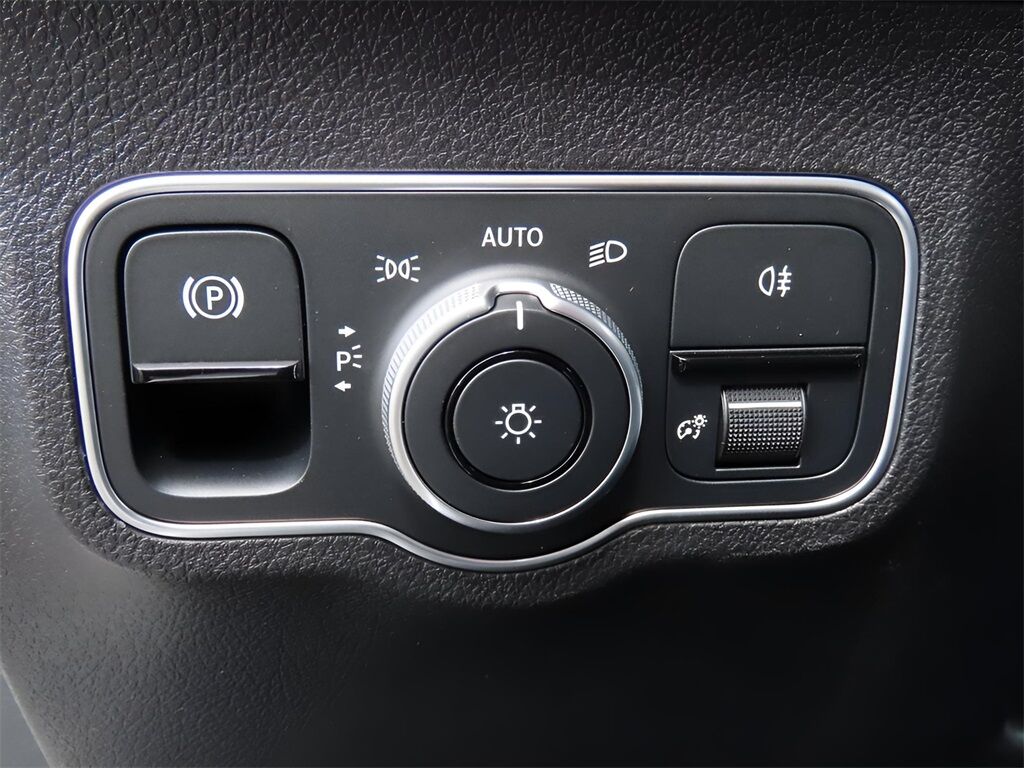 2025 Mercedes-Benz EQB 350 San Clemente CA