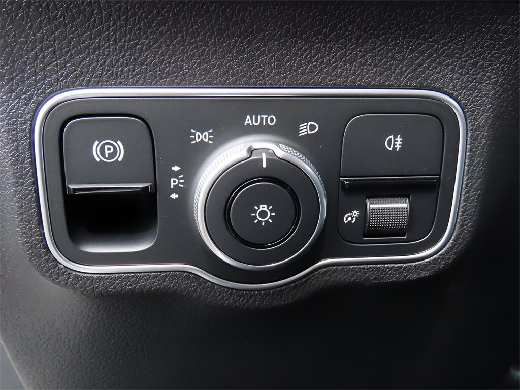 2025 Mercedes-Benz EQB 350 San Clemente CA