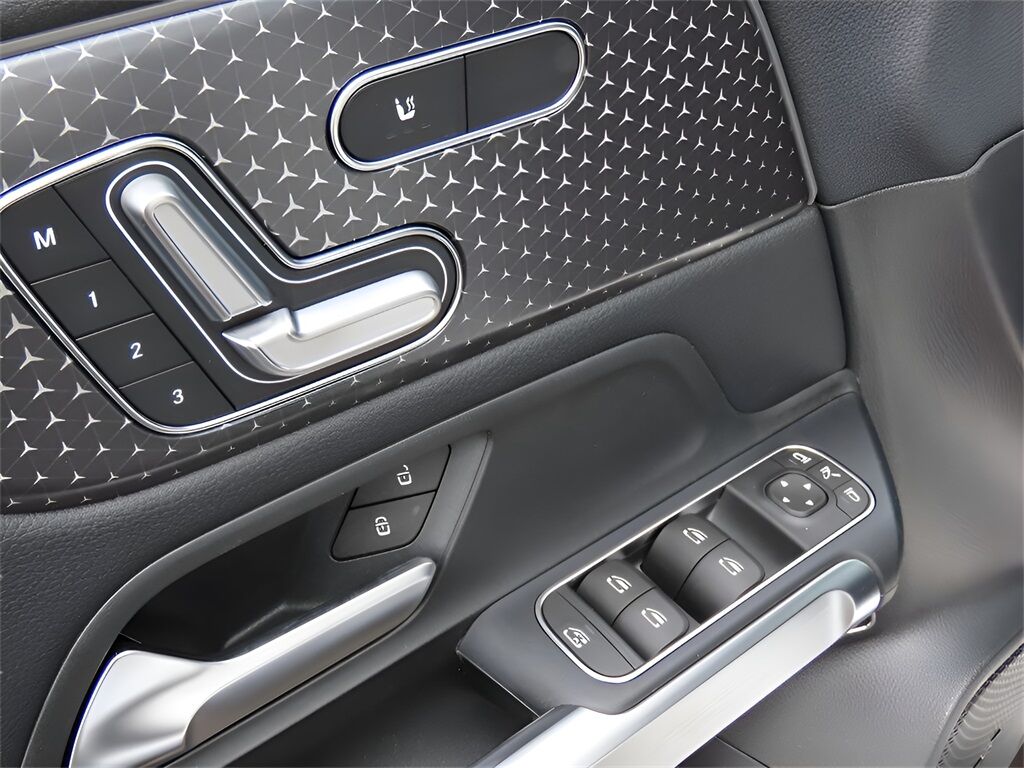 2025 Mercedes-Benz EQB 350 San Clemente CA