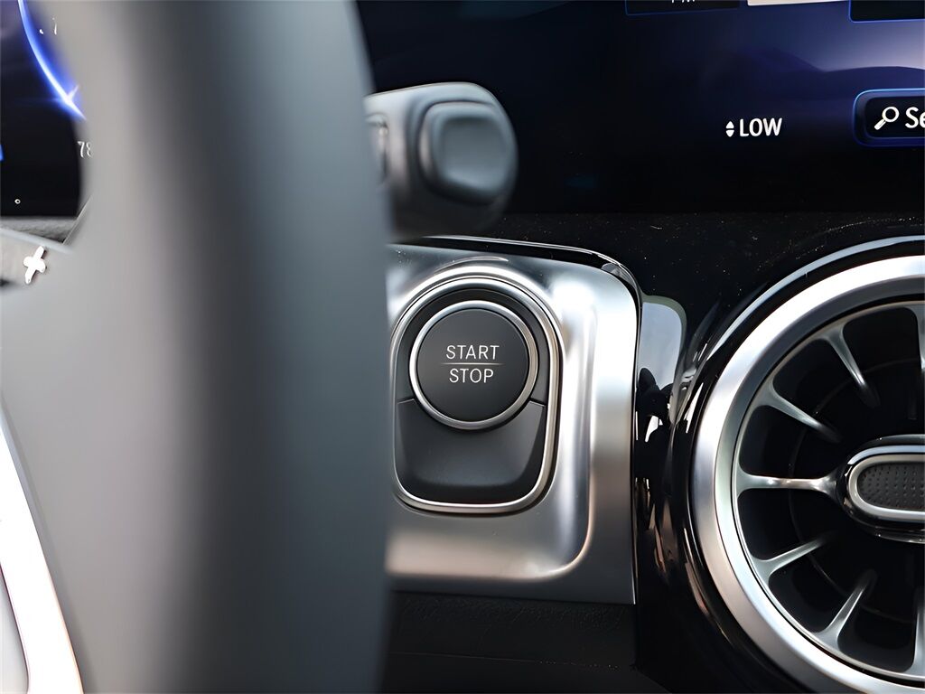 2025 Mercedes-Benz EQB 350 San Clemente CA