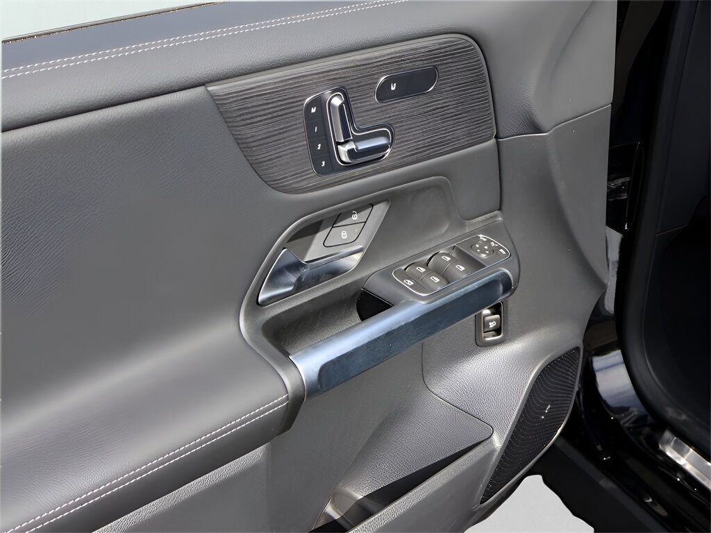 2025 Mercedes-Benz EQB 350 San Clemente CA