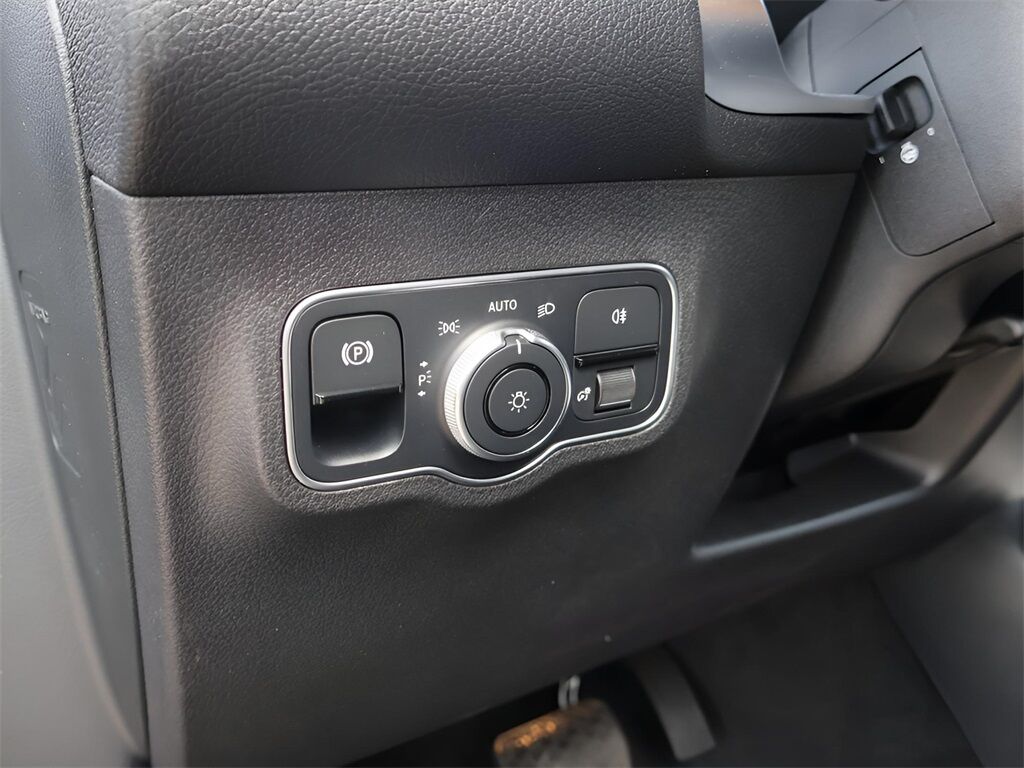 2025 Mercedes-Benz EQB 350 San Clemente CA