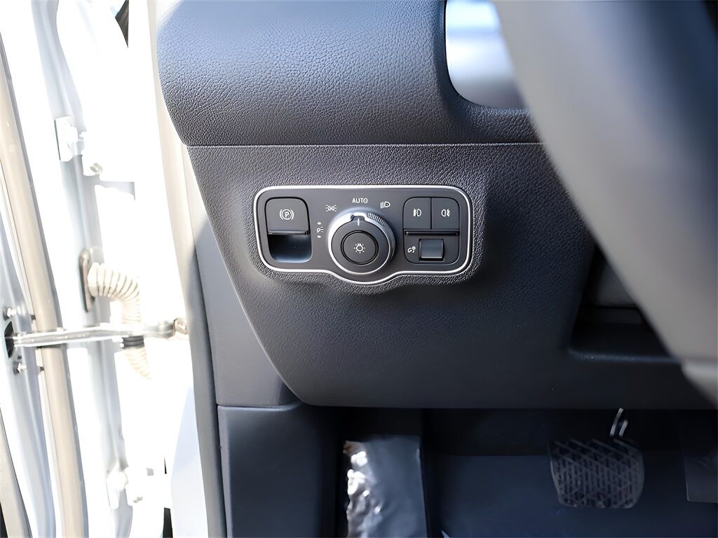 2025 Mercedes-Benz GLB GLB 250 San Clemente CA
