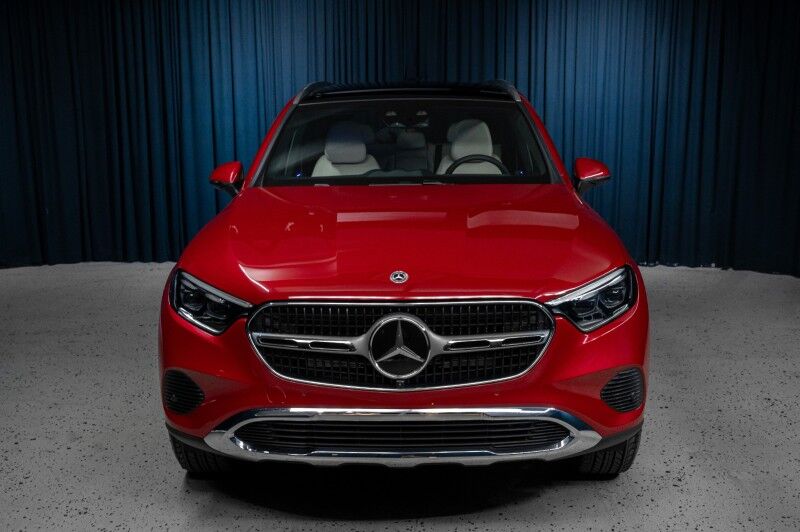 2025 Mercedes-Benz GLC 300 SUV