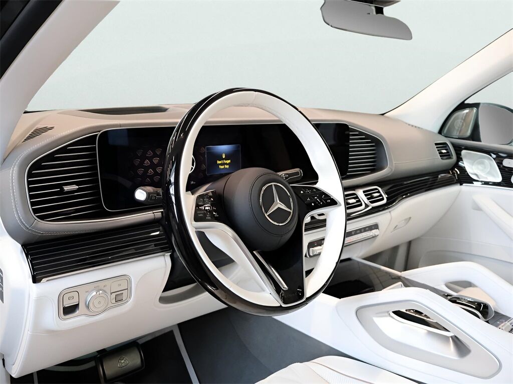 2025 Mercedes-Benz GLS Maybach GLS 600 San Clemente CA