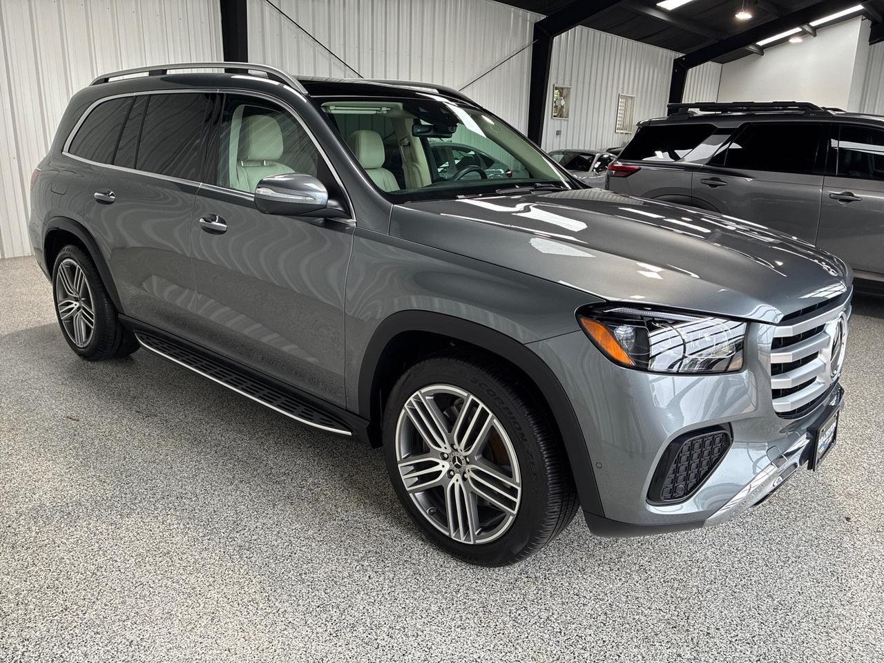 2025 Mercedes-Benz GLS450 Buckets, Illuminated Running Boards, Heated Steering Wheel Houston TX 2025 Mercedes-Benz GLS450 Buckets, Illuminated Running Boards, Heated Steering Wheel Houston TX