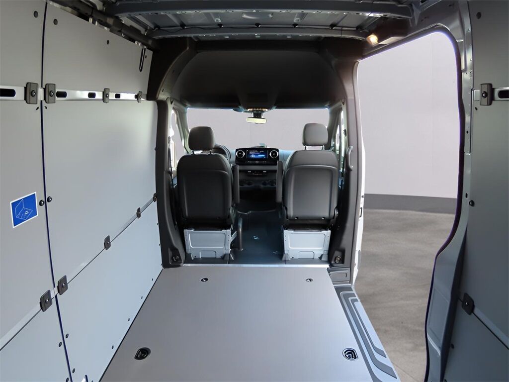 2025 Mercedes-Benz Sprinter 2500 Cargo 144 WB San Clemente CA