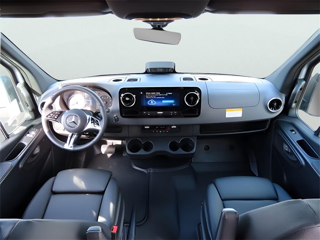 2025 Mercedes-Benz Sprinter 2500 Cargo 144 WB San Clemente CA