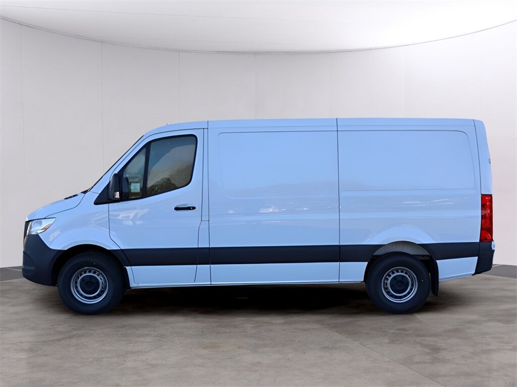2025 Mercedes-Benz Sprinter 2500 Cargo 144 WB San Clemente CA