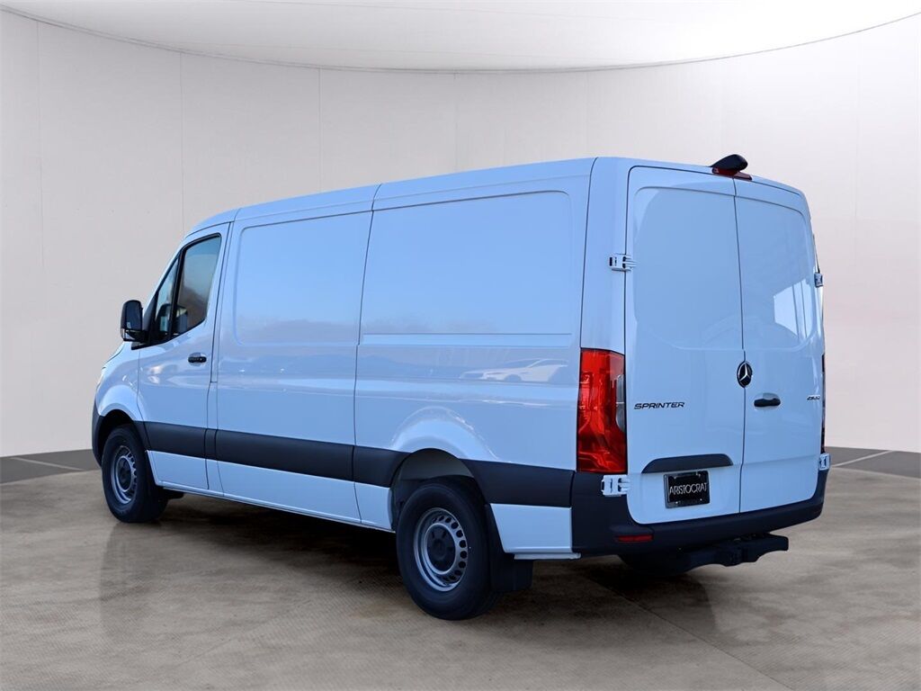 2025 Mercedes-Benz Sprinter 2500 Cargo 144 WB San Clemente CA