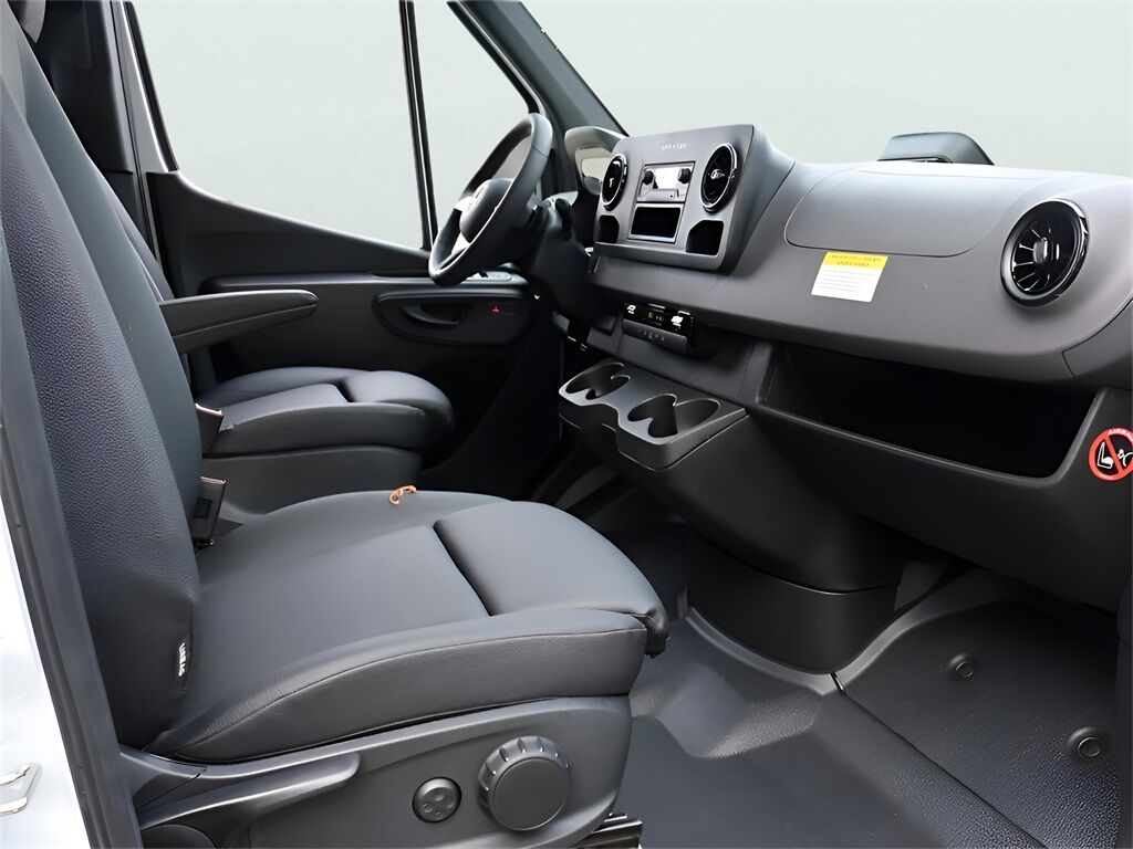 2025 Mercedes-Benz Sprinter 2500 Cargo 144 WB San Clemente CA