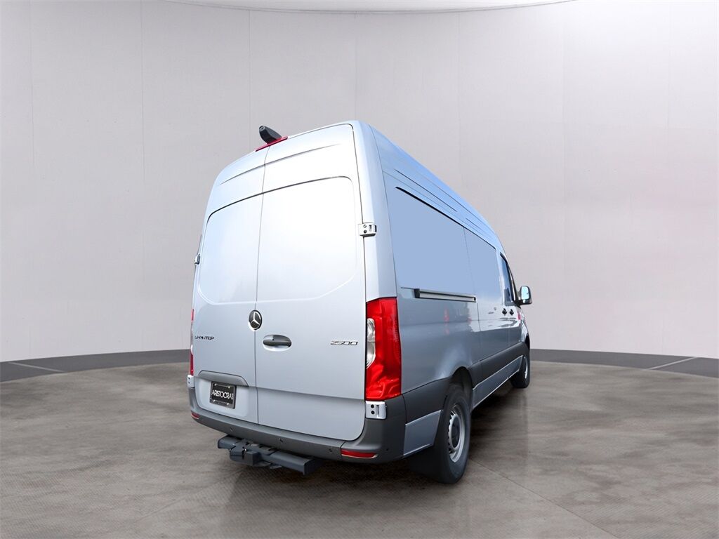 2025 Mercedes-Benz Sprinter 2500 Cargo 144 WB San Clemente CA