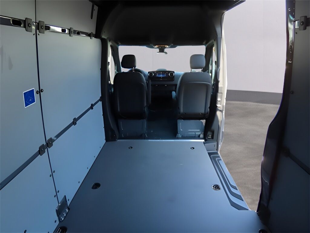 2025 Mercedes-Benz Sprinter 2500 Cargo 144 WB San Clemente CA