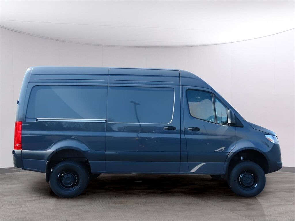 2025 Mercedes-Benz Sprinter 2500 Cargo 144 WB San Clemente CA