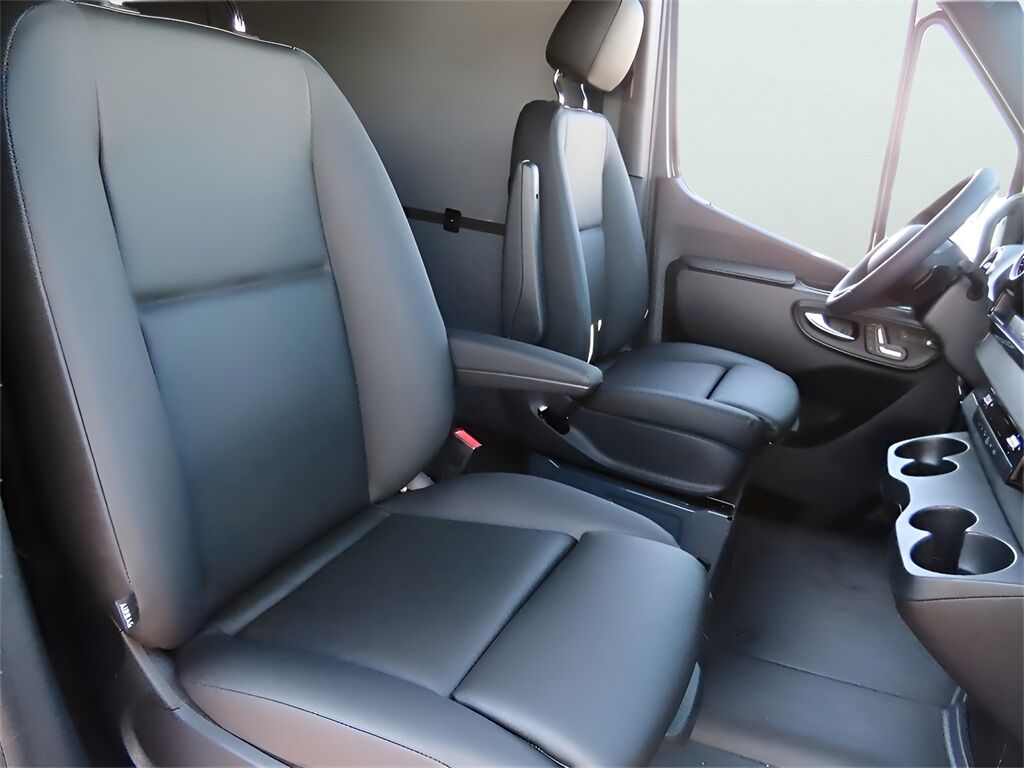 2025 Mercedes-Benz Sprinter 2500 Cargo 144 WB San Clemente CA