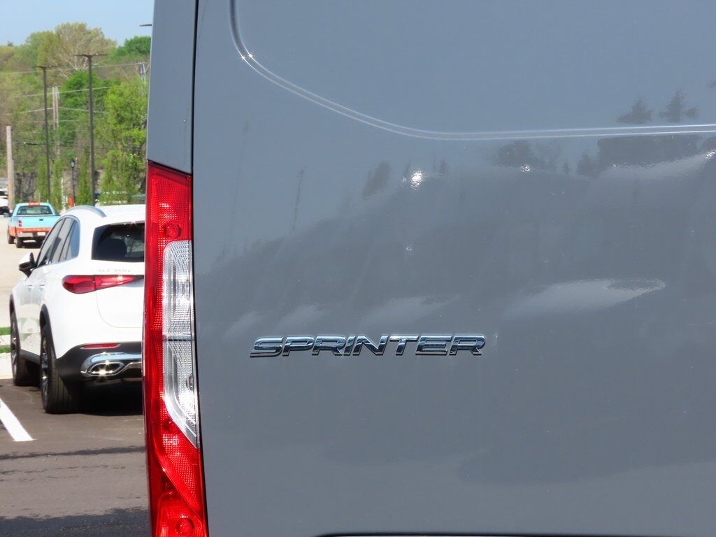 2025 Mercedes-Benz Sprinter 2500 Cargo 144 WB San Clemente CA