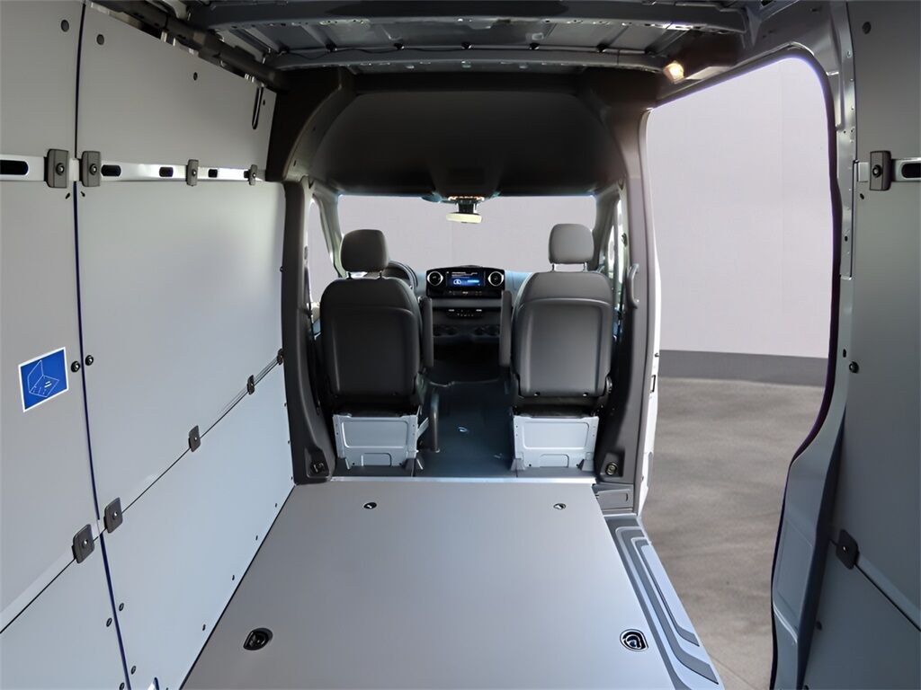 2025 Mercedes-Benz Sprinter 2500 Cargo 144 WB San Clemente CA