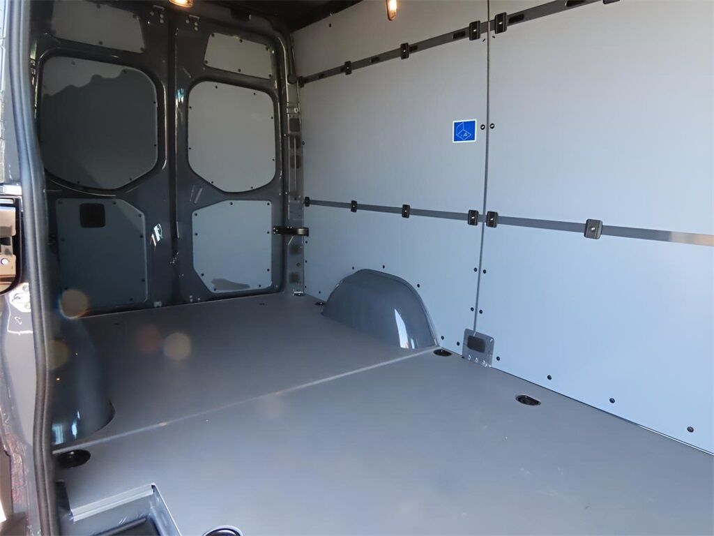 2025 Mercedes-Benz Sprinter 2500 Cargo 144 WB San Clemente CA