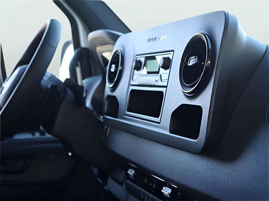 2025 Mercedes-Benz Sprinter 2500 Cargo 170 WB Extended San Clemente CA