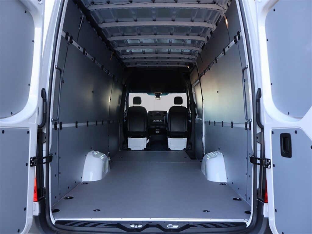 2025 Mercedes-Benz Sprinter 2500 Cargo 170 WB Extended San Clemente CA