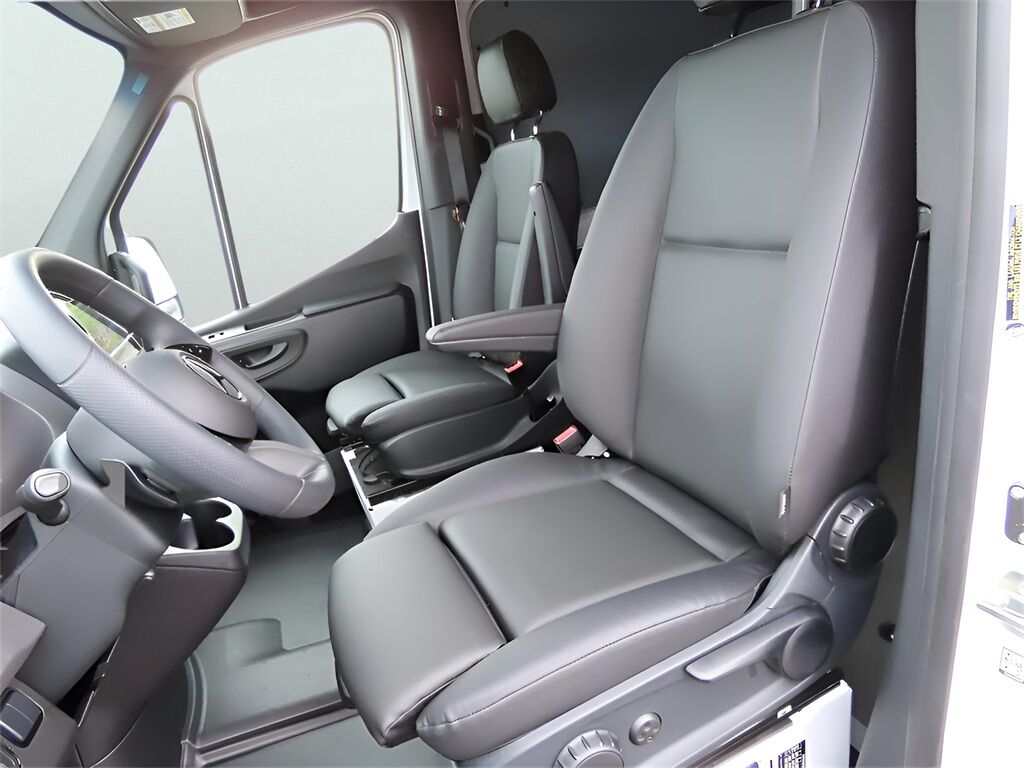 2025 Mercedes-Benz Sprinter 2500 Cargo 170 WB San Clemente CA